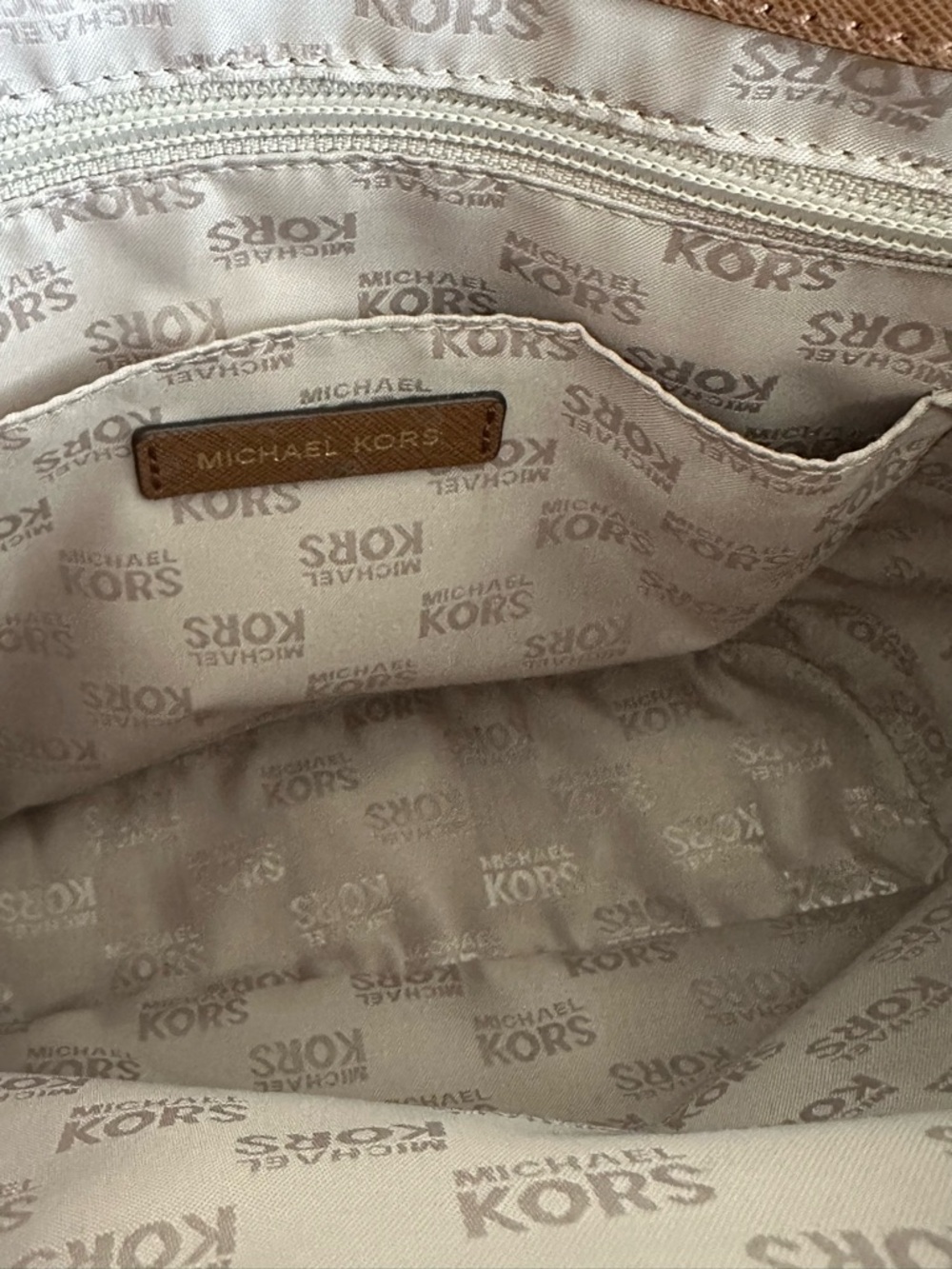 MK Michael Kors Jet Set Saffiano Leather Medium Pocket Tote Acorn Brown Purse - Picture 11 of 16